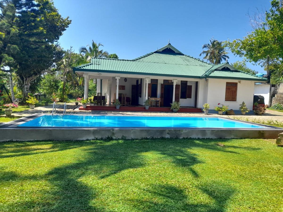 Tranquility Guest House Hikkaduwa Eksteriør billede
