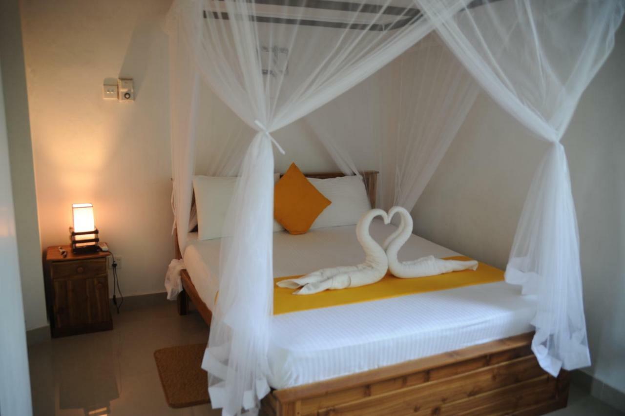 Tranquility Guest House Hikkaduwa Eksteriør billede