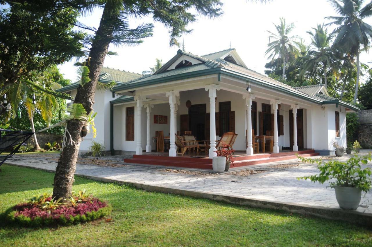 Tranquility Guest House Hikkaduwa Eksteriør billede